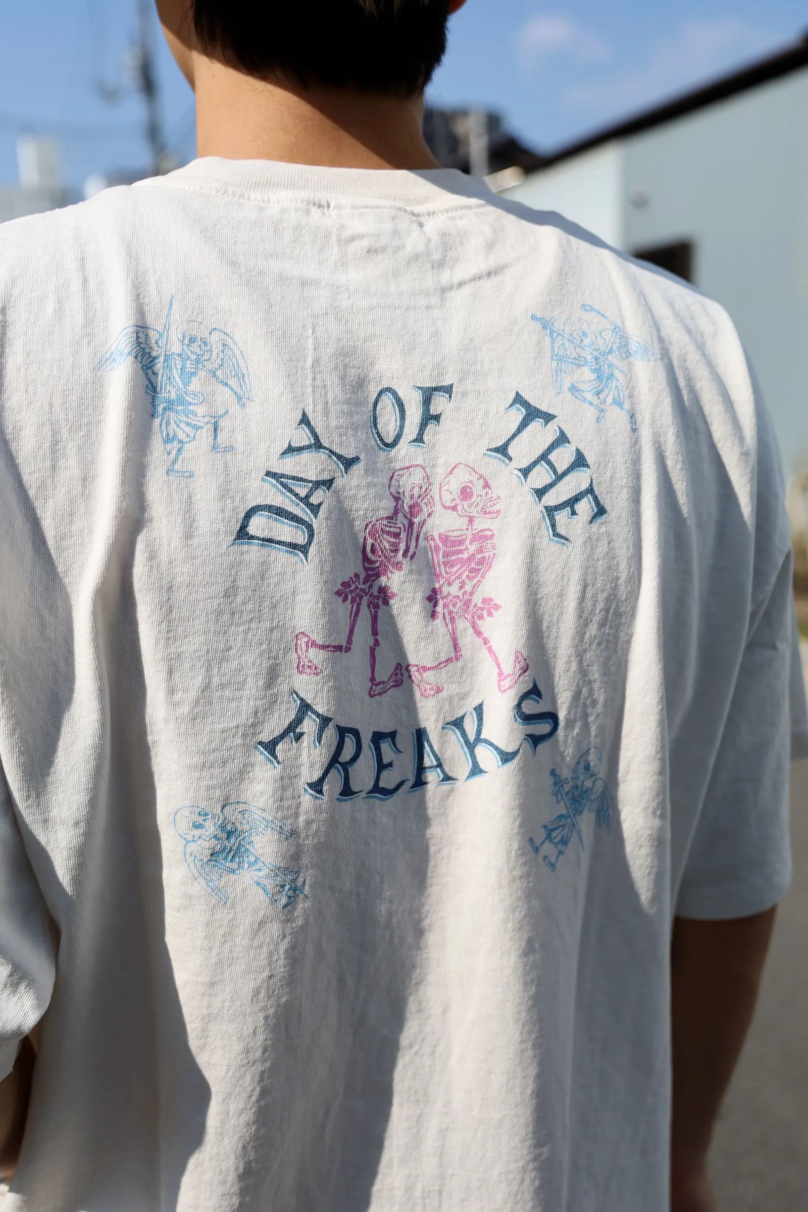 SAINT Mxxxxxx SS TEE/DAY OF THE FREAKS/WHT Monster Day/Monster Illustration Short Sleeve Off-White S-XL Same as the original version OE yarn cylinder without side seam fabric Top printing technology Zero difference restoration ZP Complete copy matching Main mark/wash mark/cherub mark complete